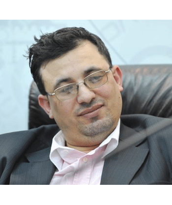 من جبال الأوراس إلى أوكرانيا : رحلة في الفيزياء والإعلام